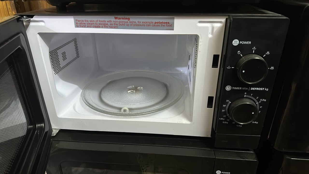 مايكرو جورج هوم بريطاني ١٧لتر ٥٥الف وتوصيل ٥


**إذا كنت صاحب هذا الإعلان وتريد حذفه لأي سبب، رجاءا أرسل رسالة إلى الدعم الفني**