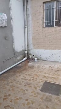 الموصل حي السكر • دار للايجار • غرفتين