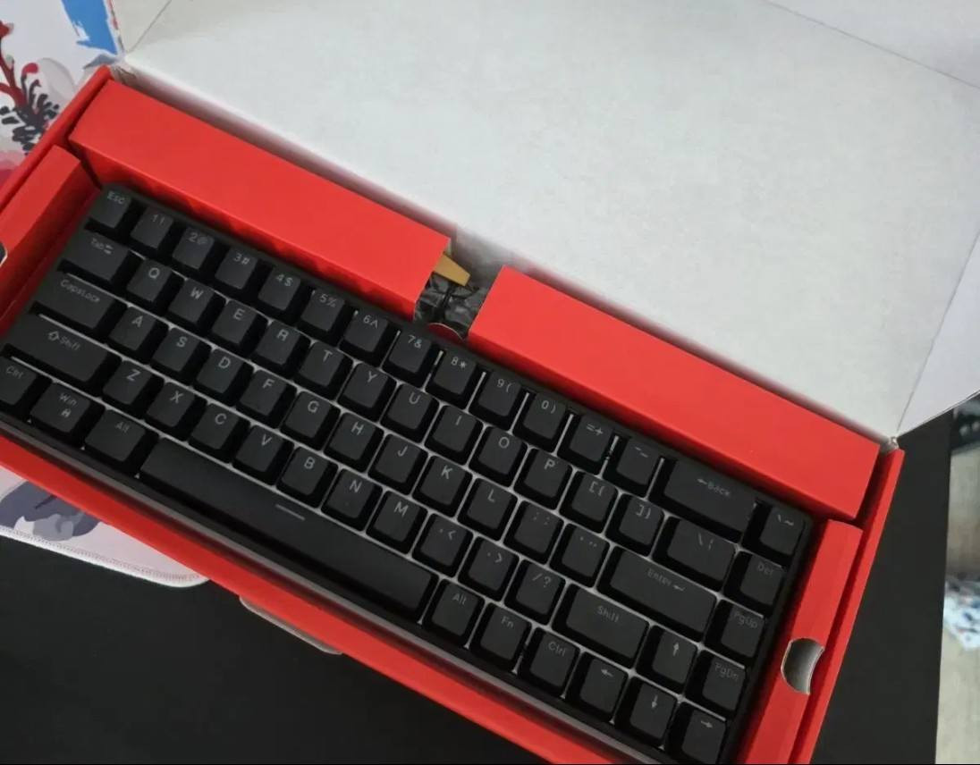 السلام عليكم
كيبورد ماگنتك سوج جديد متوفر قطعتين
سعر القطعة 25الف


**إذا كنت صاحب هذا الإعلان وتريد حذفه لأي سبب، رجاءا أرسل رسالة إلى الدعم الفني**