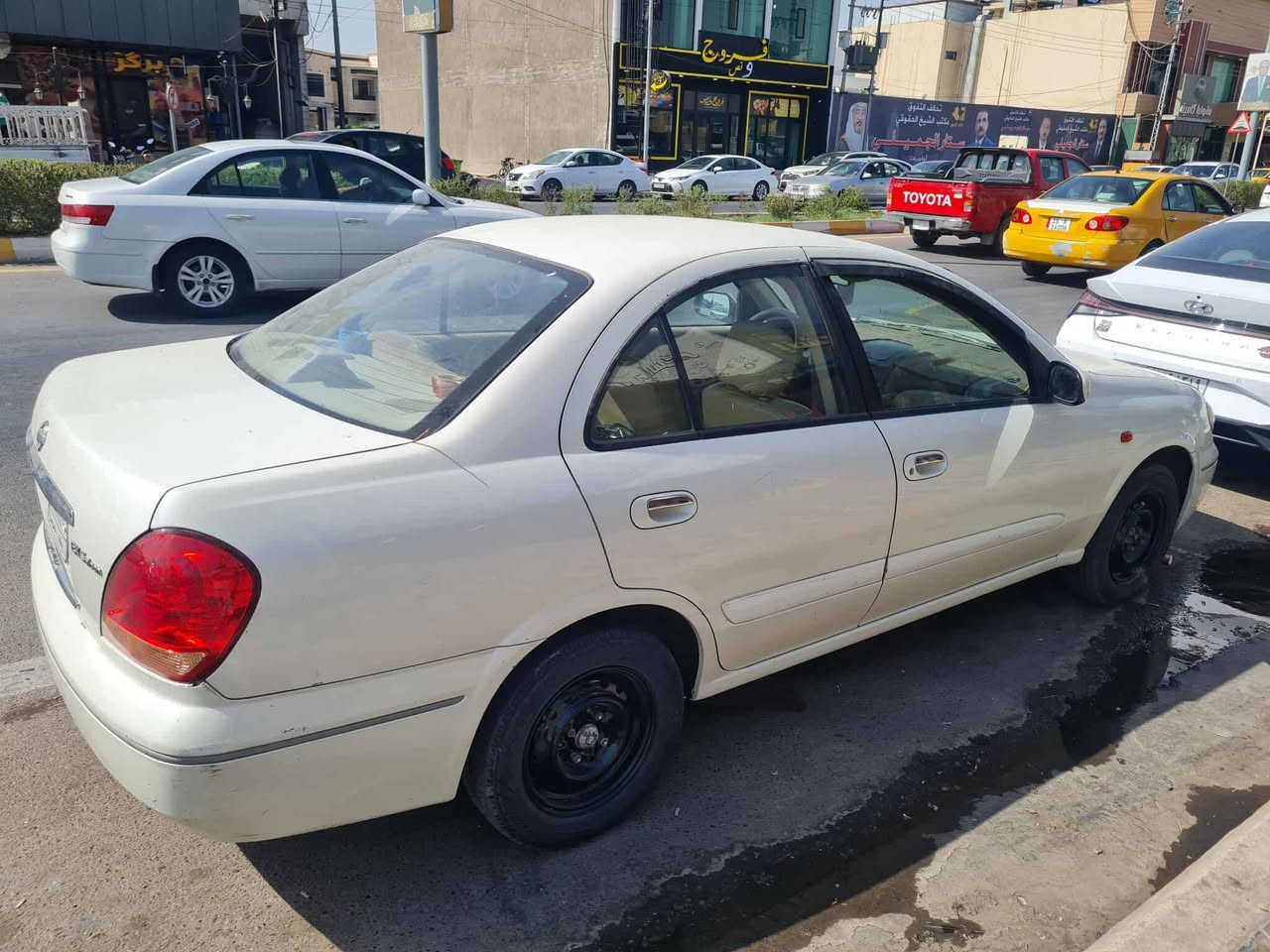 سني ٢٠٠٨ محرك اسود باسمي بيها قطعتين بخ بدون دواخل جاملغ وباب خلفي اطلب #السعر بالتعليقات يوصلك  
*********** مكان سيارة #الانبار_فلوجة
