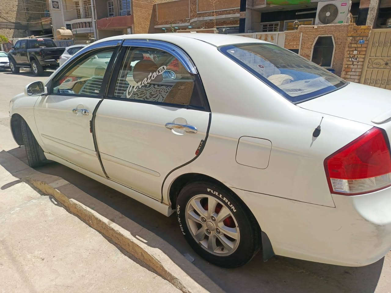 سيارة للبيع كيا سيراتو 2009 ما بيها ضربة بس طخات وتكحيلات كير ومحرك وتبريد ممتاز رقم بغداد سعرها 75 ورقة مكانها الشعب حي البساتين*********** للاستفسار الاتصال على الرقم 
*********** الفارس, صلاح الدين

