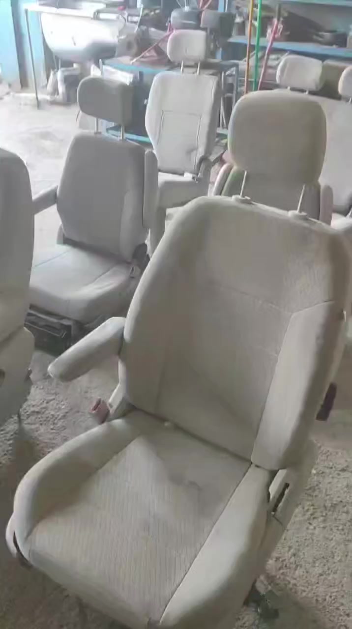 كراسي كرفان گلايسلر 2008 للبيع 
السعر 300
للاستفسار ***********
