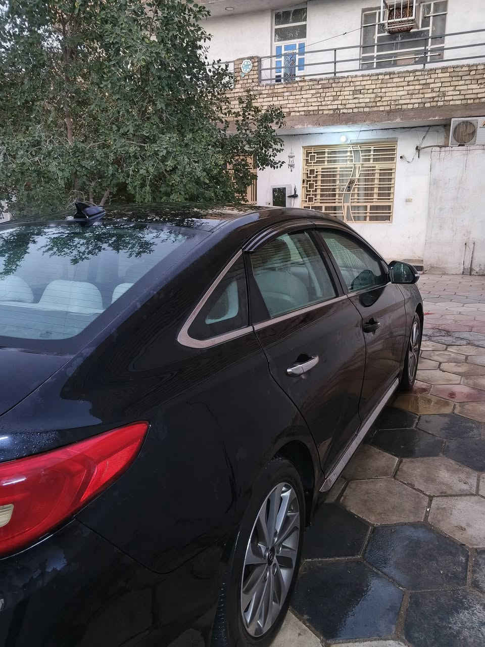 سلام عليكم سوناته موديل 2015
رقم بغداد باسمي تحويل مباشر 
مكينه 2400
ضررهة فقط بابين 
أمريكي 
السعر 115وبيهة مجال قليل 
المكان بغداد الشعلة 
رقم الهاتف ***********
