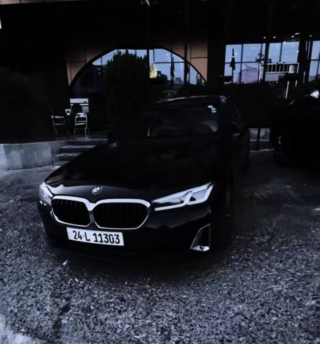 BMW 520i – M Package | موديل2021
• أم باكج بلادية – فول مواصفات

المعلومات العامة:

• محرك 6 سلندر توين باور تربو –

• المسافة المقطوعة: 72,000 كم

• گير أوتوماتيك

• عدد السويچ: 1

• ضمان دولي

• الرقم: دهوك

• تحويل ثاني يوم

الحالة:

• كلين تايتل

• ما بيها ربع مصرف

• تبديل دهن بالعروش

• مكينة، گير، صدر وكلشي بشرط الفحص

أنظمة الأمان والمساعدة:

• إضاءة LED متحركة

• رادار كبير

• حساسات 360°

• كاميرات 360°

• نظام النقاط العمياء

• نظام الاصطفاف الذاتي

• أنظمة قيادة متعددة

الداخلية:

• داخلية نظيفة جداً

• مقاعد جلد اوف وايت

• ستيرن جلد

• تحكمات ستيرن

• شاشة كبيرة

• إضاءة داخلية بيانو

• دخول ذكي

• فتحة سقف

مواصفات إضافية:

• نظام توازن وثبات

• مانع انزلاق

• ABS

• مثبت سرعة

• مرايا كهرباء قابلة للطي

• ويلات M أصلية وفچ M pro

• ⁠تايرات جديدة 

السعر:

• 395 ورقة وبيها مجال 

للتواصل:

• ***********
