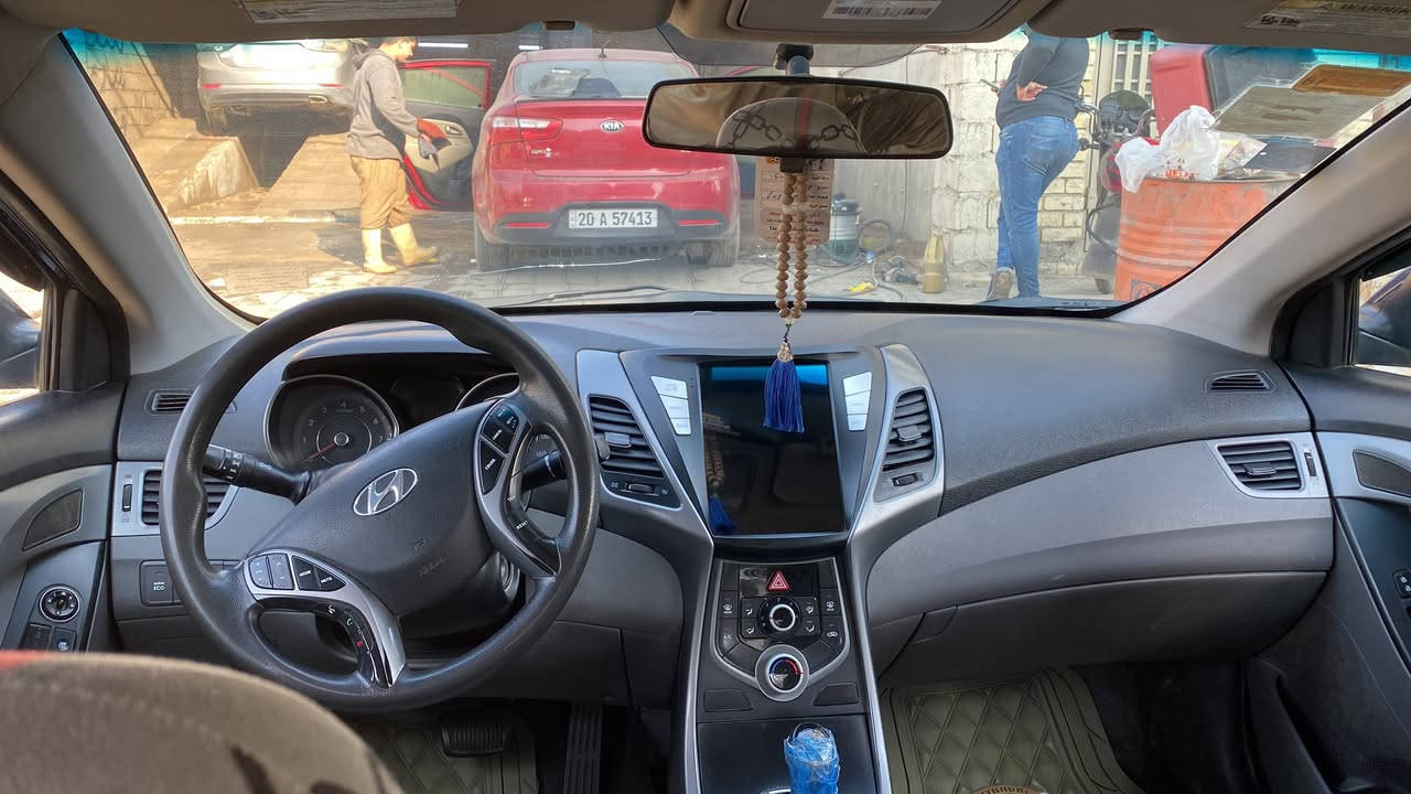 السلام عليكم شباب النترا ١٦ جاملغ سايق مبدل وباقي ليبل وبيها قبغ الجنطة كلير سيارة جاهزة للأخير تخم تاير جديد ودوشمة جديدة وسفاري وصدرها كله جديد أمامي وخلفي ادامة كاملة مسويلها نقصها بس مشط ستيرن ماشية ١٢٨ ميل السعر ١١٢ وبيها مجال مكاني الكاظمية ***********
