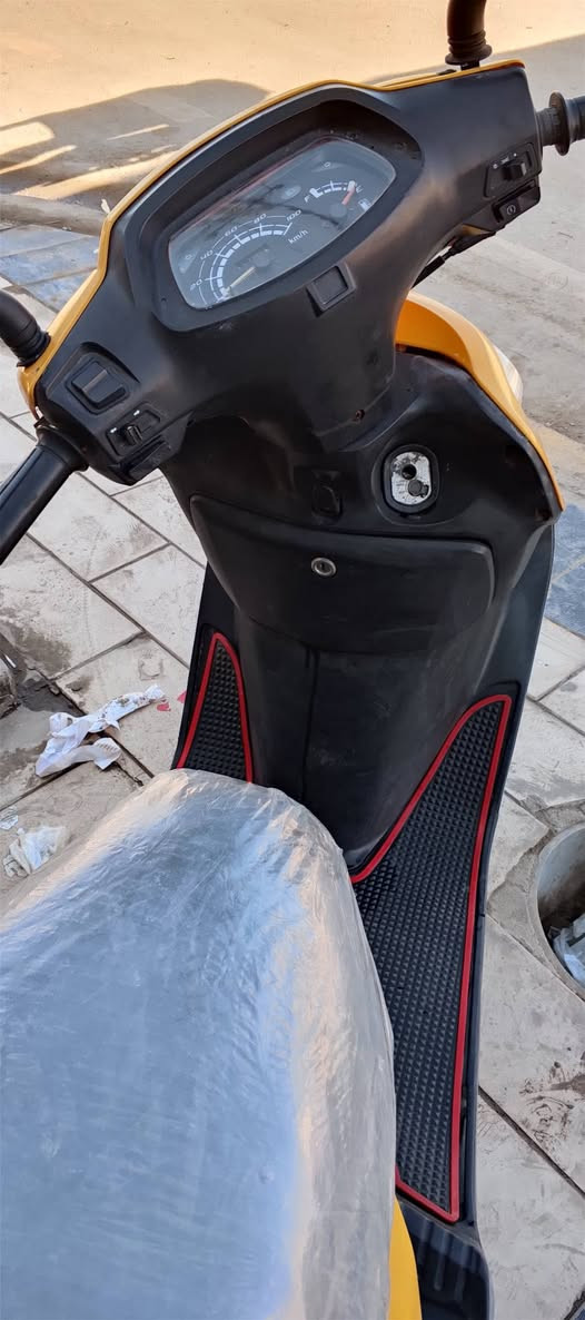 سلام عليكم ورحمه الله وبركاته
دراجة سبيسي للبيع ماليزي الدراجة خير من الله موديل 2018 مكينه ناعمة مجفته كهربائيات كلها شغاله محركة نظيف وما بيه اي نقص العنوان واسط قظاء النعمانية قرب اسواق اولاد مسلم    رقم الهاتف  ***********
السعر 450
