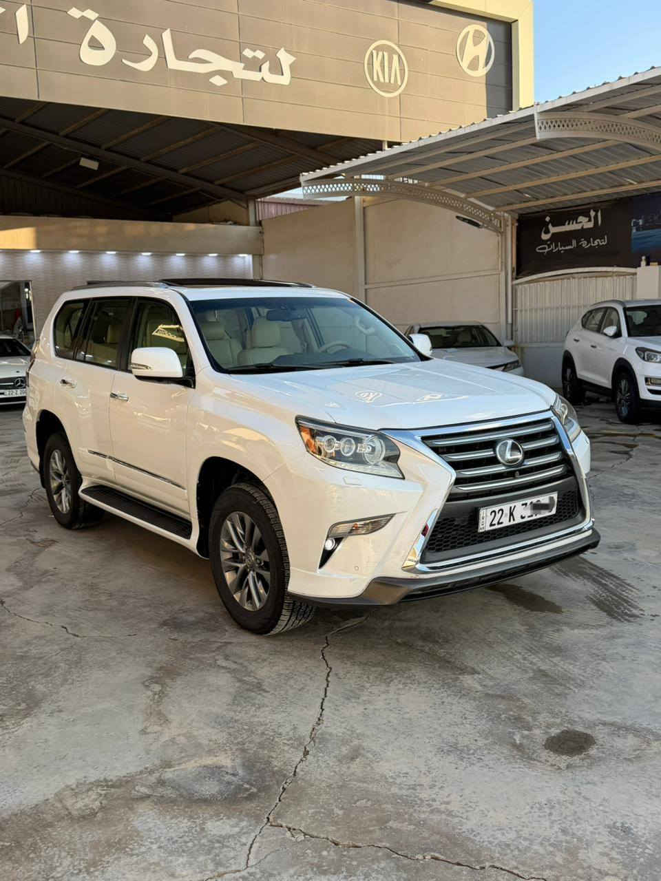 الحسن لتجاره السيارات
العنوان واسط الزبيديه 

رقم اربيل وكاله تحويل 

لكزس 2015
GX460
ابريم اصلي 
داخل بيجي 
كشنات كهرباء وجلد 
تبريد تدفئه كشنات 
فتحه سقف- حساس امامي 
حساس خلفي 
4 كامرات 
محرك بلادي مامفتوح 

سياره مكفوله وجديده 
بيها بارد بسيط باب الخلفي 

السعر 345$ وبيها مجال 

***********
