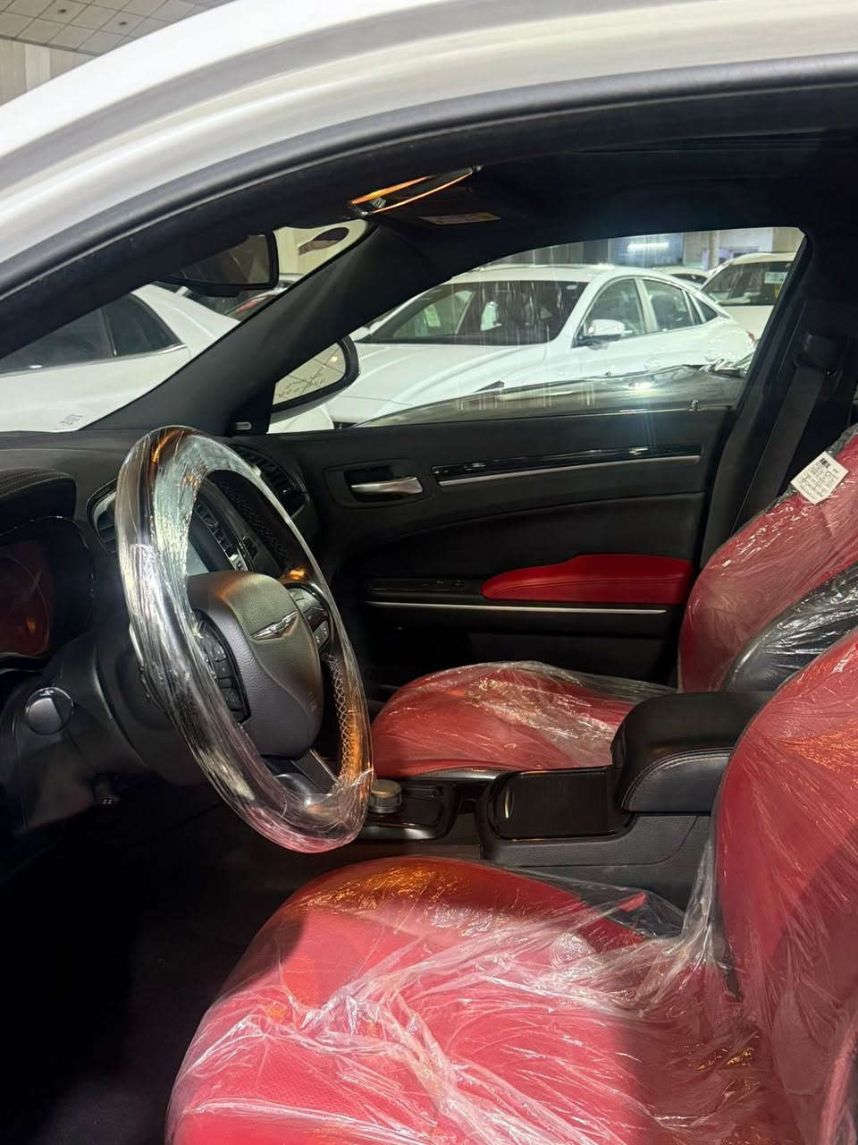 للبيع كرايسلر 2022 هارلم 300 S
السياره واحد على واحد فول لل اخير
اعلى فئه رادار امامي جانبي حساس امامي خلفي
داخل احمر تدفه وتبريد مقاعد 
برده خلفية
مقاعد كهربائية 
درگة هيتر 
لايت زنون وكاله
عدسة متحركه
بنراما 
خزن مومري
اشاير بل مرايه 
ويل 20 عنكبوت بلاك
بجم صغير السياره 
كفاله السياره 
رقم اربيل بسمي تحويل ثاني يوم 
الي ما يعجبه شعر الله يرزقة ويلكة الاي احله منها 
السعر 385 مجال بسيط 
مكان السياره ناصريه 
***********
