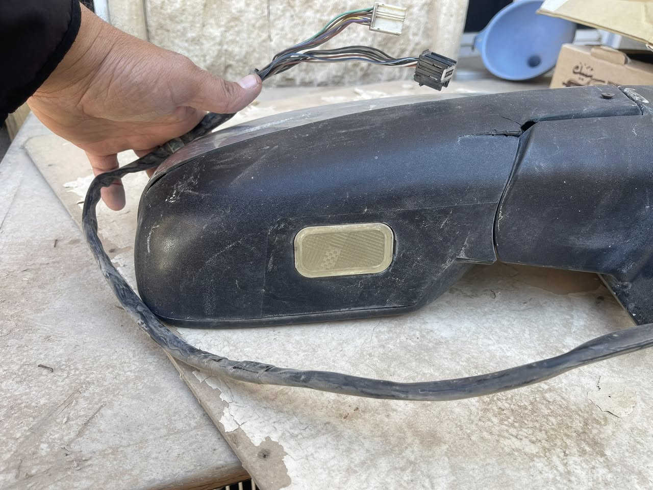 السلام عليكم 
مرايا جمسي شوفر من 2007 الئ 2014 بلاد كهرباء واشارة 
السعر 90 الف 
بغداد حي الخضراء 
***********
