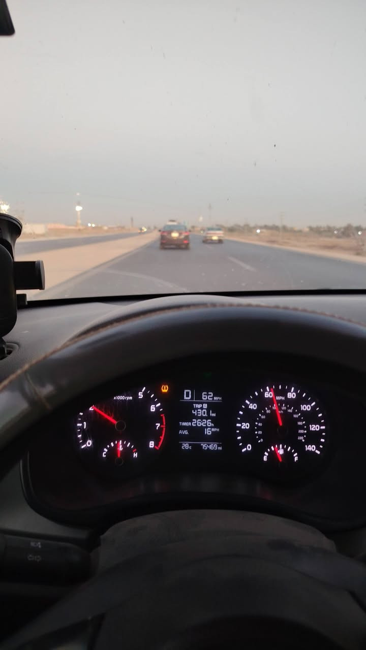 سلام عليكم كيا ريو موديل 18 شكل الجديد جاهزه على اخر حبايه ماشيه88ميل ب اسامينه، مصفره مكان الديوانيه السعر 110وبيه مجال بيع، او مراوس حسب القناعه ***********
