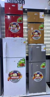 ثلاجات ماركة بانوراما  2 باب  توجد  بالون الابيض و الاحمر و السلفري و ...