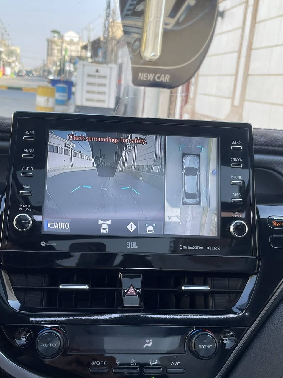 سلام عليكم
تويوتا كامري 

موديل 2024 (XSE) 

محرك V6)  3500) 

ماشيه 17 الف 

السيارة رقم بغداد بسمي تحويل ثاني يوم 

1- بصمه و دخول ذكي 

2- فتحه  بانوراما سقف اسود (جام)

3-نضام قياده أيكو + سبورت + نورمل  

4-كير أوتو + عادي

5- كشنات جلد

7- كشنات امامي كهربائي

8- مانع انزلاق

9-حساس أطارات 

11-شاشه كبير 

12- 5 كامرات 360 

14-شاشه اعطال

15-ويل كب R19

16-رادار جانبيه

17-رادار نقط العمياء

18-رادار الخطوط البيضاء 

19-اشاير بالمري 

20-فول تحكم ستيرن

22- ‏Led بك لايت و لايت 

23-نضام ABS

24- تبريد قطتين 

25-بلوتوث + aux + usb

26- تشغيل عن بعد

28- مثبت سرعه 

30. تحديد مسار 

31. لد بل بل دشبول 

32.داتاشو عرض بل جامه الاماميه

33. توقف ذاتي مانع تصادم 

34. سياقه ذاتيه 

35.تدفئة و تبريد كشنات

وبعد بيه مواصفاته 

  

الحادث بل منشور = الچاملغ والباب الامامي تبديل اصلي وصبغ والباب الخلفي نفسه تعمير وصبغ تصليح درجه اولا وبيه ايرباك برده (فقط) ###

السياره جديده بمعنى الكلمه مال جناي  ومابيه اي نقص 

جاهزه من كلشي بچم كبس 

 مكاني ميسان   

الاستفسار الاتصال ***********
