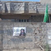 دار للبيع مساحه ١٠٠متر يحتوي على غرفه نوم واستقبال وصاله ومطبخ وصحيات ...