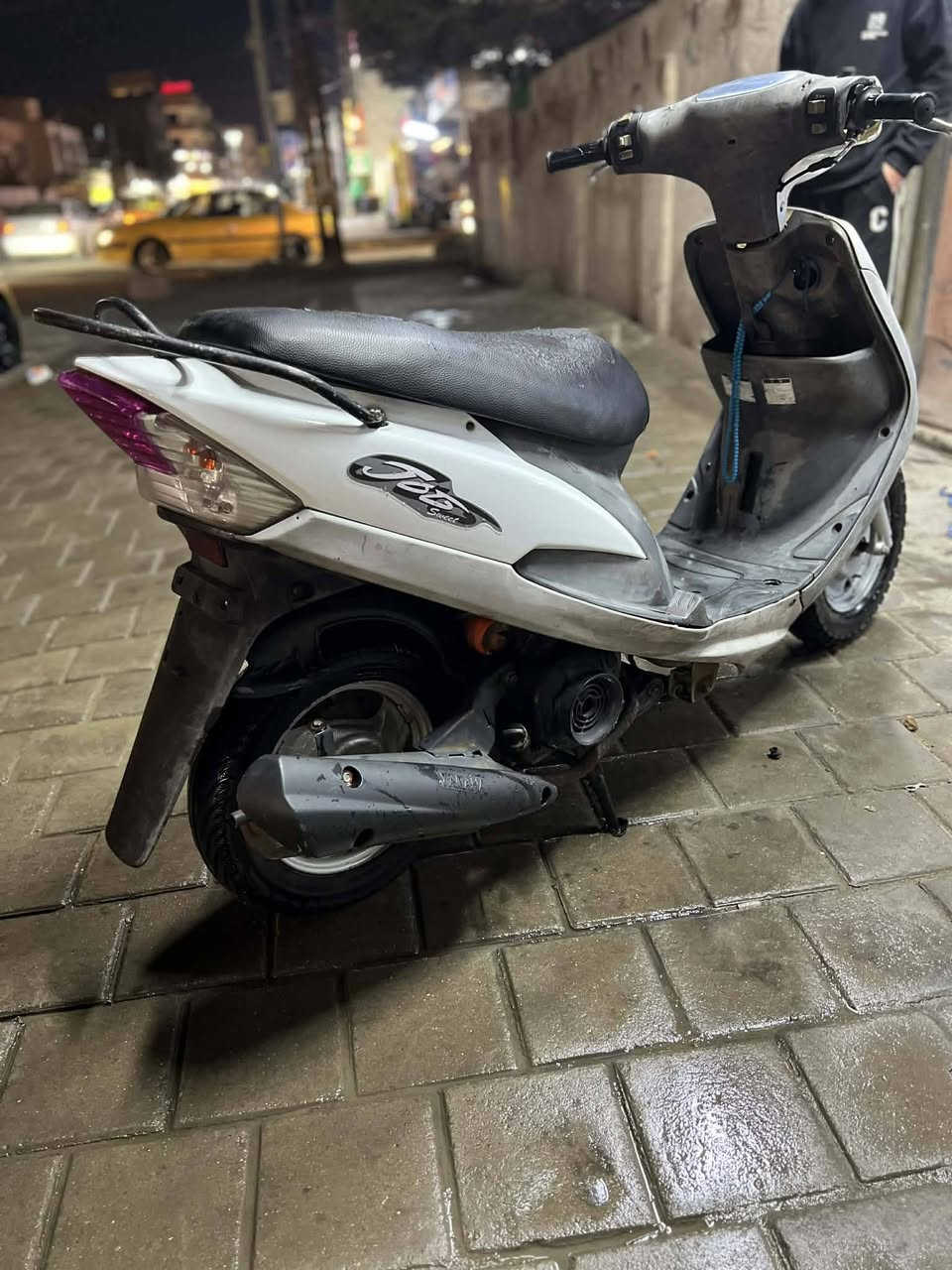 السلام عليكم ماكس منغولي للبيع مكينه 49 مانقصها شي كامله كلها السعر 450 مكاني بغداد ***********
