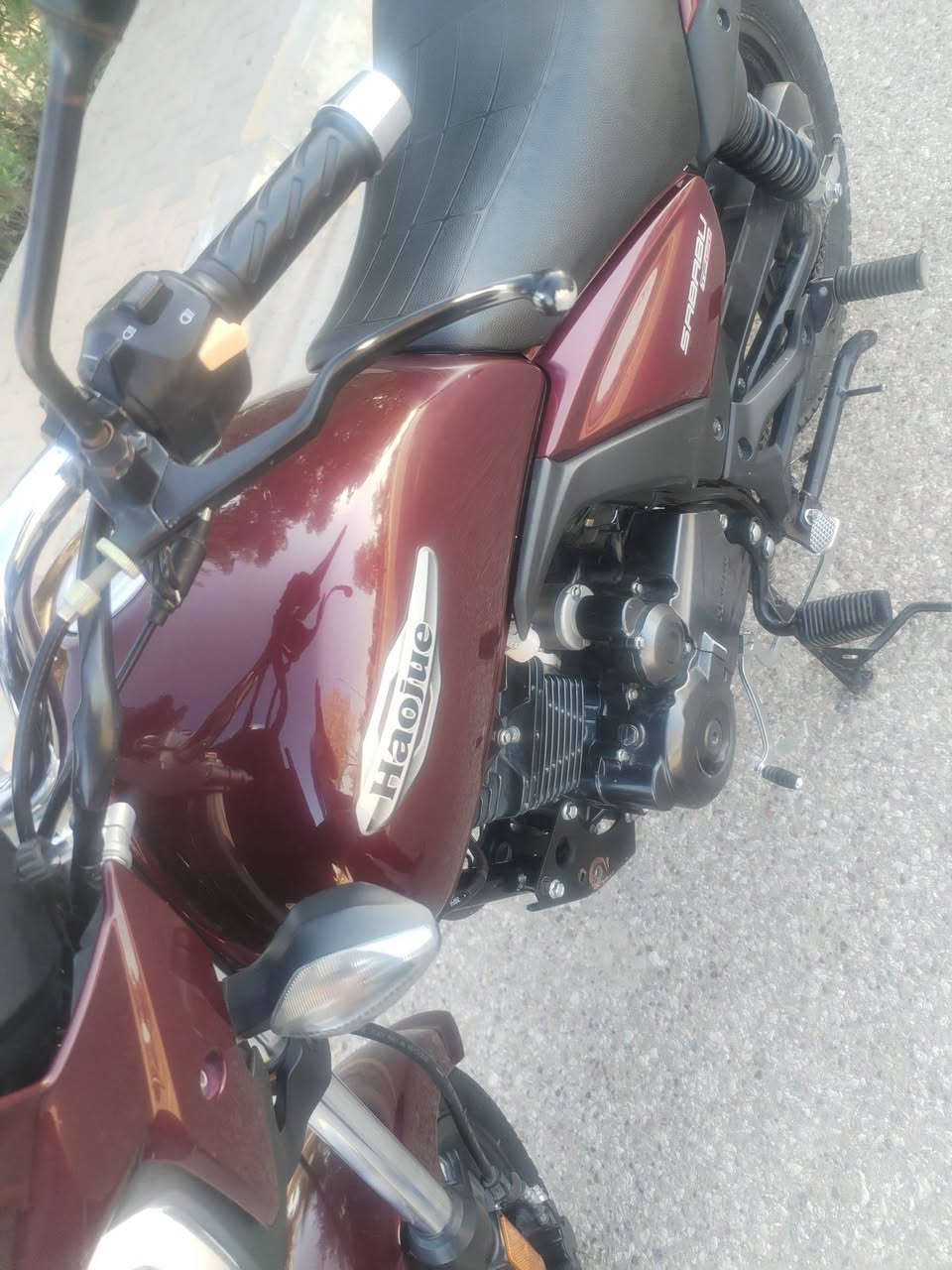 هوجي كلاسيك نضافة 100 موديل 2023 مكمرك بس تروح اسجل البيع السعر 14 وبي مجال شراي يتصل مكاني رمادي ***********
