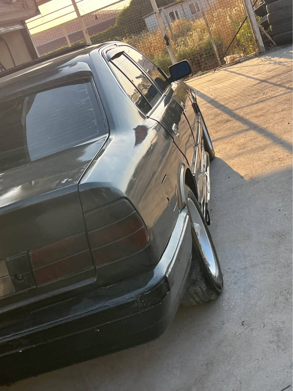 سلاو 
Bmw
520
گئر عادي 
دوو جام كاره بايي
سلايد
مودئل ١٩٨٩
*********** أربيل, العراق
