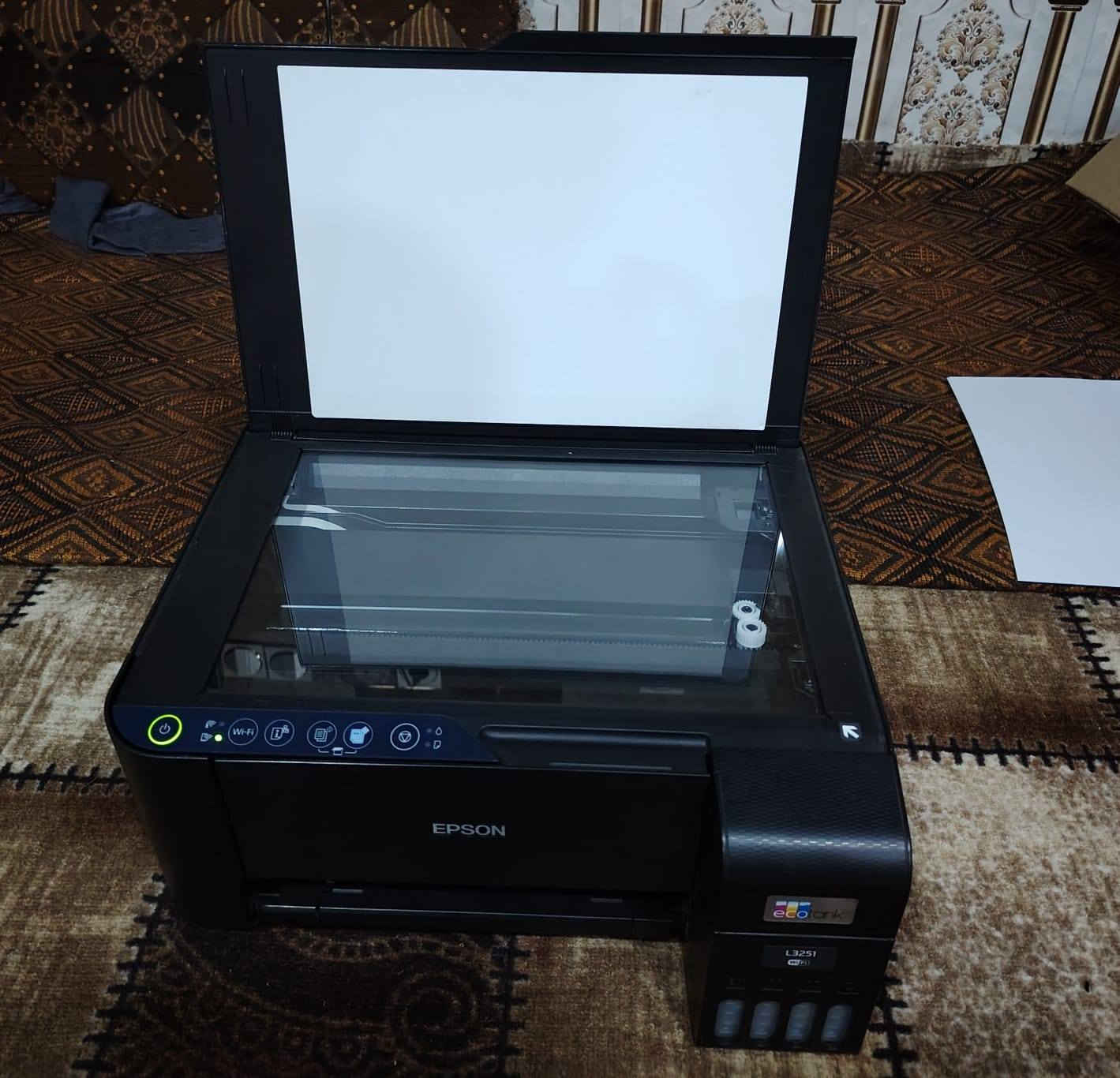 السلام عليكم
طابعتين ايبسون درجة اولى 
l3251 
استساخ عادي وملون 
تطبع صور بجودة عالية 
واي فاي من الموبايل والابتوب 
اقتصادية بالحبر 
حبرها يكفيا 6000 نسخة يعني 12 بند 
السعر 160 الف 

.............................................................
et4700
استساخ عادي وملون 
تطبع صور بجودة عالية 
واي فاي من الموبايل والابتوب 
فيدر للملازم 
شاشة تحكم 
اقتصادية بالحبر 
حبرها يكفيا 6000 نسخة يعني 12 بند 
السعر 160 الف 
المكان كركوك / الحويجة 
***********
