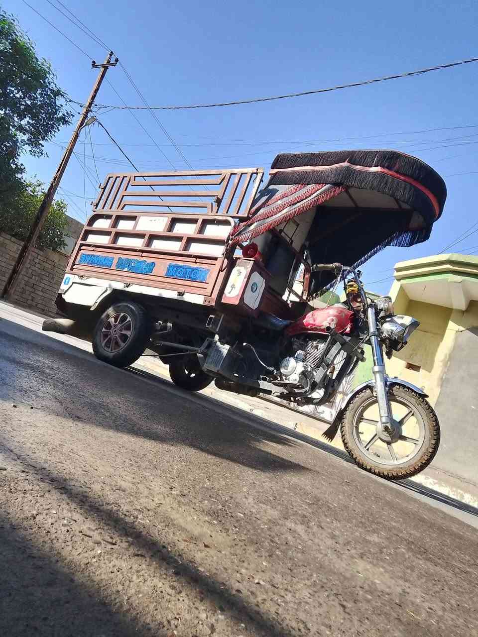 ستوته للبيع جاهزه موديل 2019 محرك جديد ما صار شي من شديتو السعر 1100 وبيه مجال للشراي مكاني رجم حديد للتواصل علا هاذا الرقم ***********
