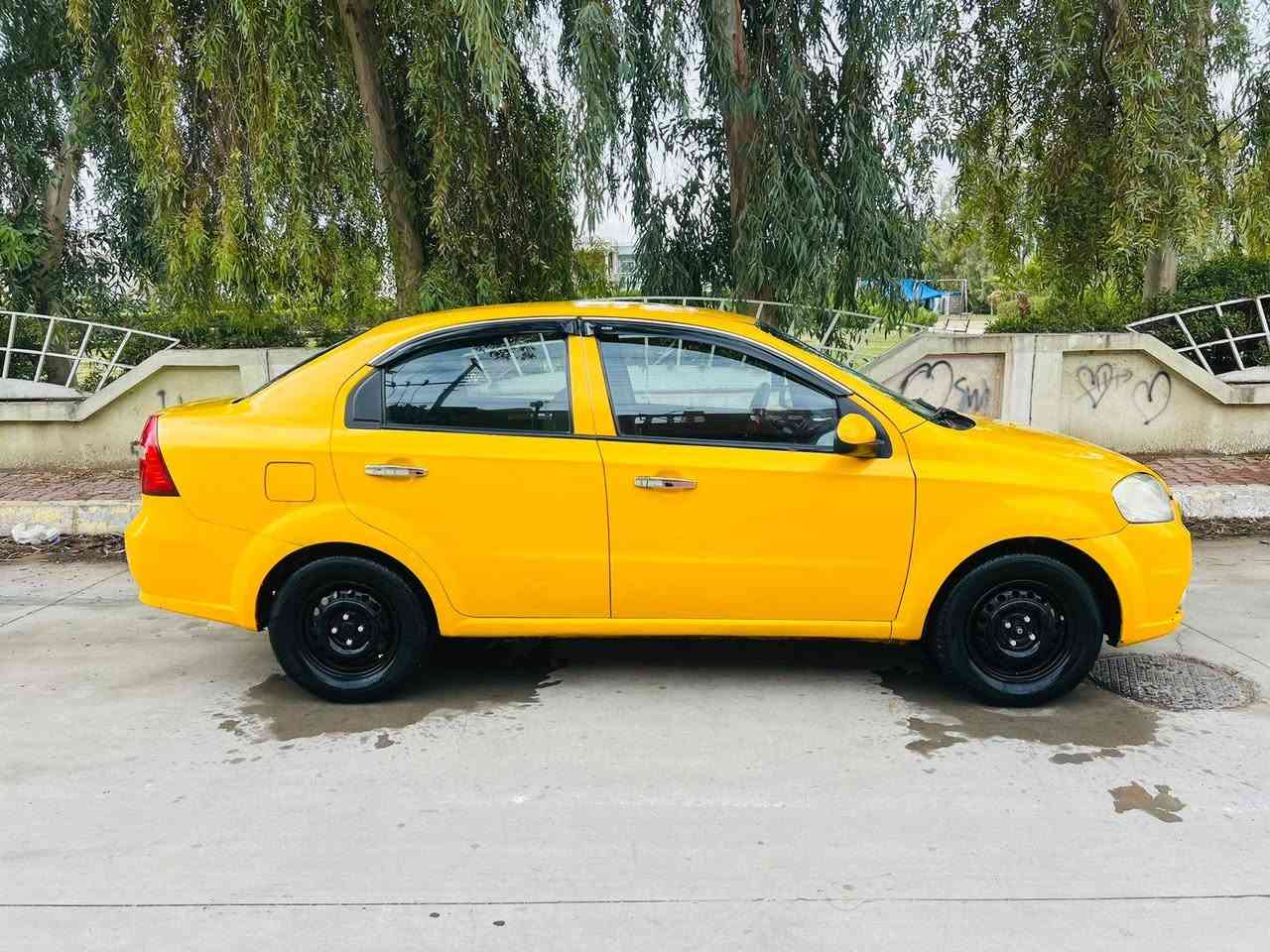 افيو موديل 2007 وارد كوري رقم كركوك
مشروع وطني سنه ويه جديد لحد 27
شرت تحويل بدون غرامه نيقابه صفر 
دفتر بنزين موجود  محرك و كير صدر 
تايرات  كله بشرت 
بدون ضرر بدون تبديل بدون دواخل 
بدون غياص فقد معجون تصفيه قليل مال سبخ
صعر 52  بي مجال قليل عشرايي رقم موبايل 
***********
***********
محرك
