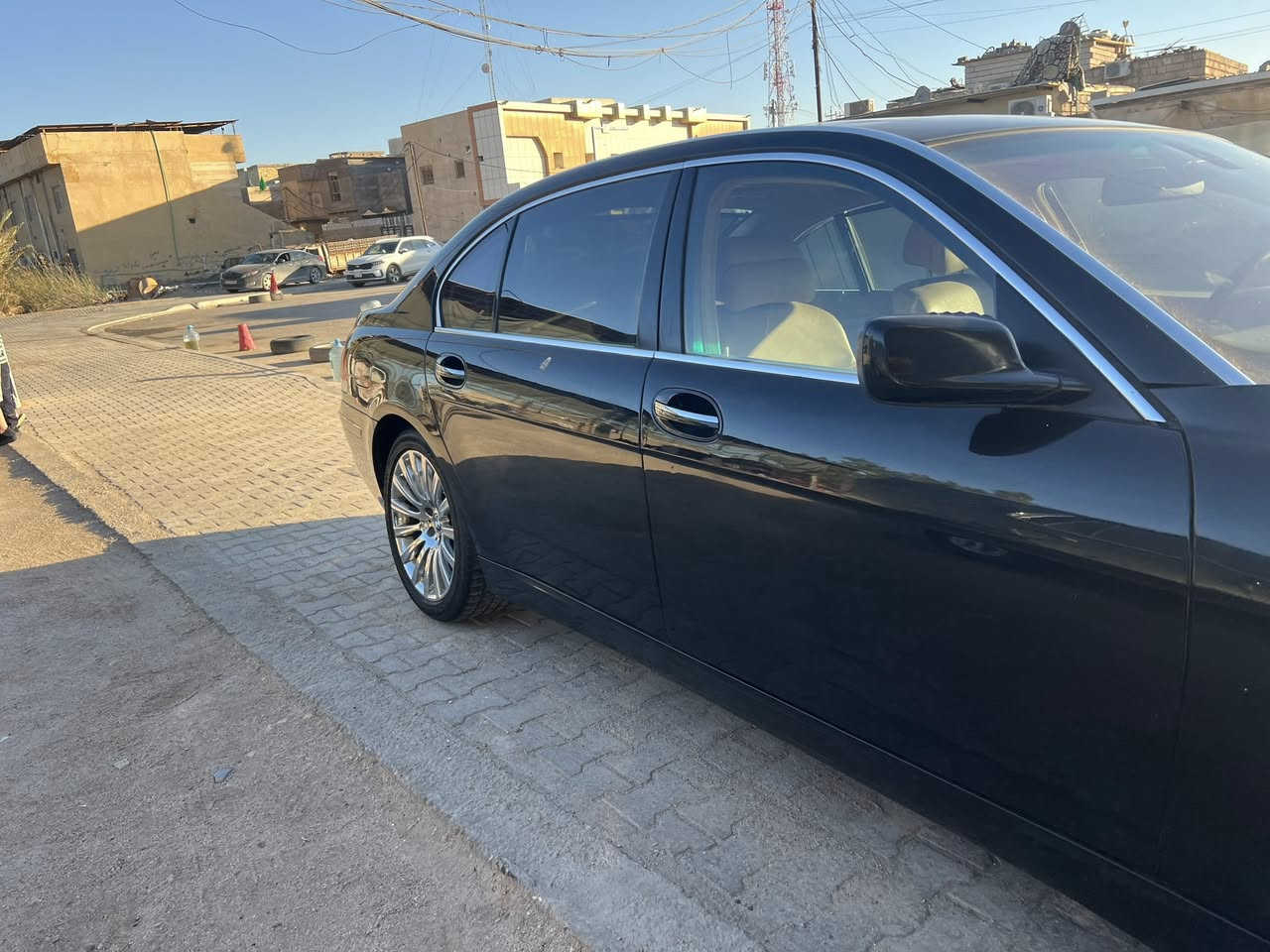 السلام عليكم
ادوات ادوات ادوات
 بي ام دبليو باخره e66 V8
  حجم 750Li
 موديل2006
 لون اسود
ماشيه 167  
فوول مواصفات باب طويل
فتحه
كشنات بريد تدفئه مساج
تبريد امامي خلفي تبريد سقف
كشنات امامي خلفي تحكم كهرباء
5 بردات
سيدي جنجر
حافظه اقراص
تلفون
ثلاجه اماميه وخلفيه
ابواب شفط
صندوك شفط
حساسات امامي خلفي
تشغيل بصمه ذكي بدون ماتخلي البصمه

مكينه كير كفاله
مكفوله من الضربه والمعجون والكص والتبديل
بيهن رشات كلير خارج العراق معروفات

السعر 85 وبيها مجال قليل
المكان البصرة 
***********
