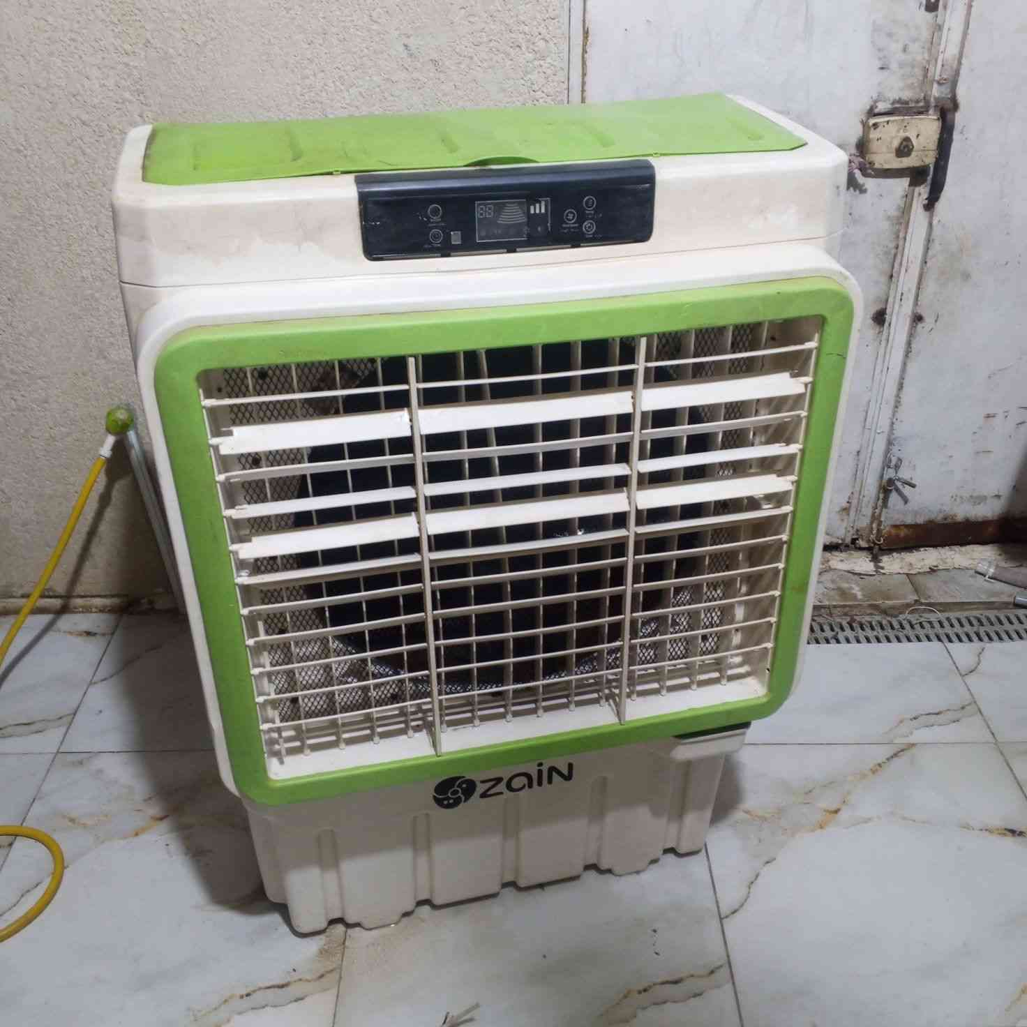 مبرده حجم الكبير ماطورهه بيه عاطل نظافته 90٪سعرهه 35الف قفل الشراي يراسل 
سوق الشيوخ


**إذا كنت صاحب هذا الإعلان وتريد حذفه لأي سبب، رجاءا أرسل رسالة إلى الدعم الفني**