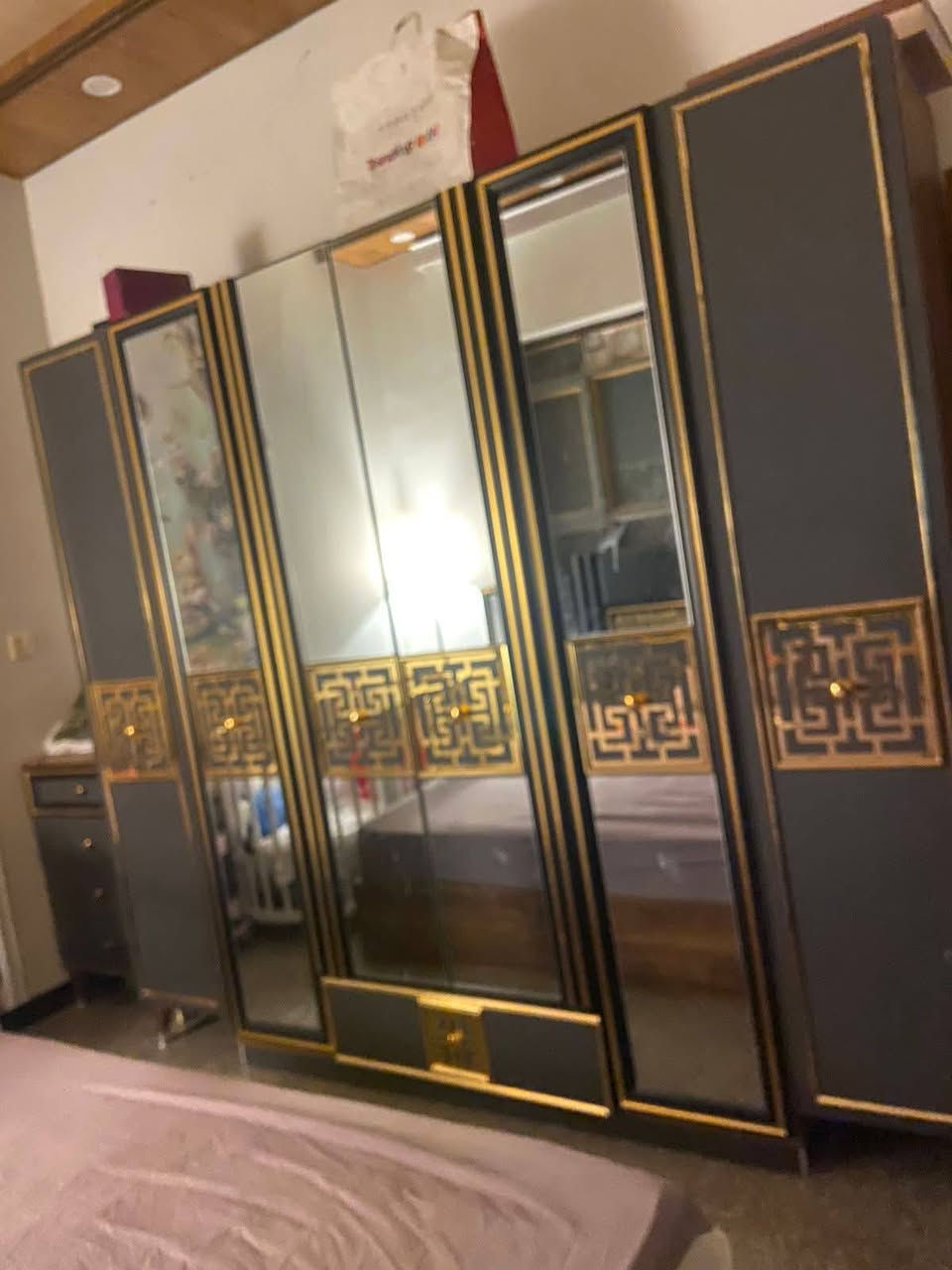 السلام عليكم غرفه نوم 10قطع السعر 550 @إشارة


**إذا كنت صاحب هذا الإعلان وتريد حذفه لأي سبب، رجاءا أرسل رسالة إلى الدعم الفني**