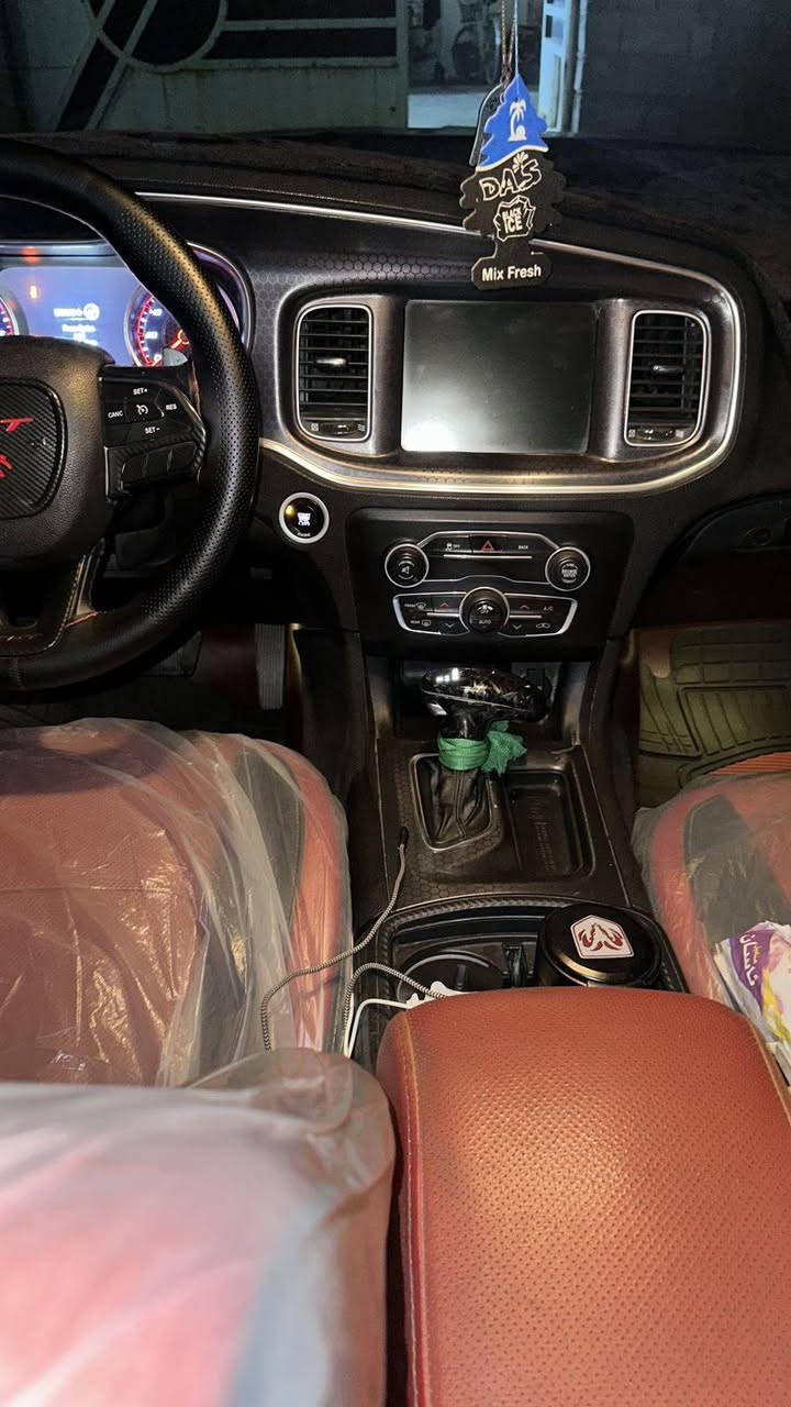 سلام عليكم اخواني
عندي دوج جارجر
سياره لون اسود
موديل 2016
مواصفاتsxt 
محرك٦سلندر
ماشيه95
استخدام شخصي 
گير محرك تبريد شرط
مابيها نواقص
سياره رقم سليمانيه 
حادثه كلش بسيط
باقي تفاصيل تفضل خاص 
سعر 185مجال قليل
مكانها ديالى بعقوبه


**إذا كنت صاحب هذا الإعلان وتريد حذفه لأي سبب، رجاءا أرسل رسالة إلى الدعم الفني**