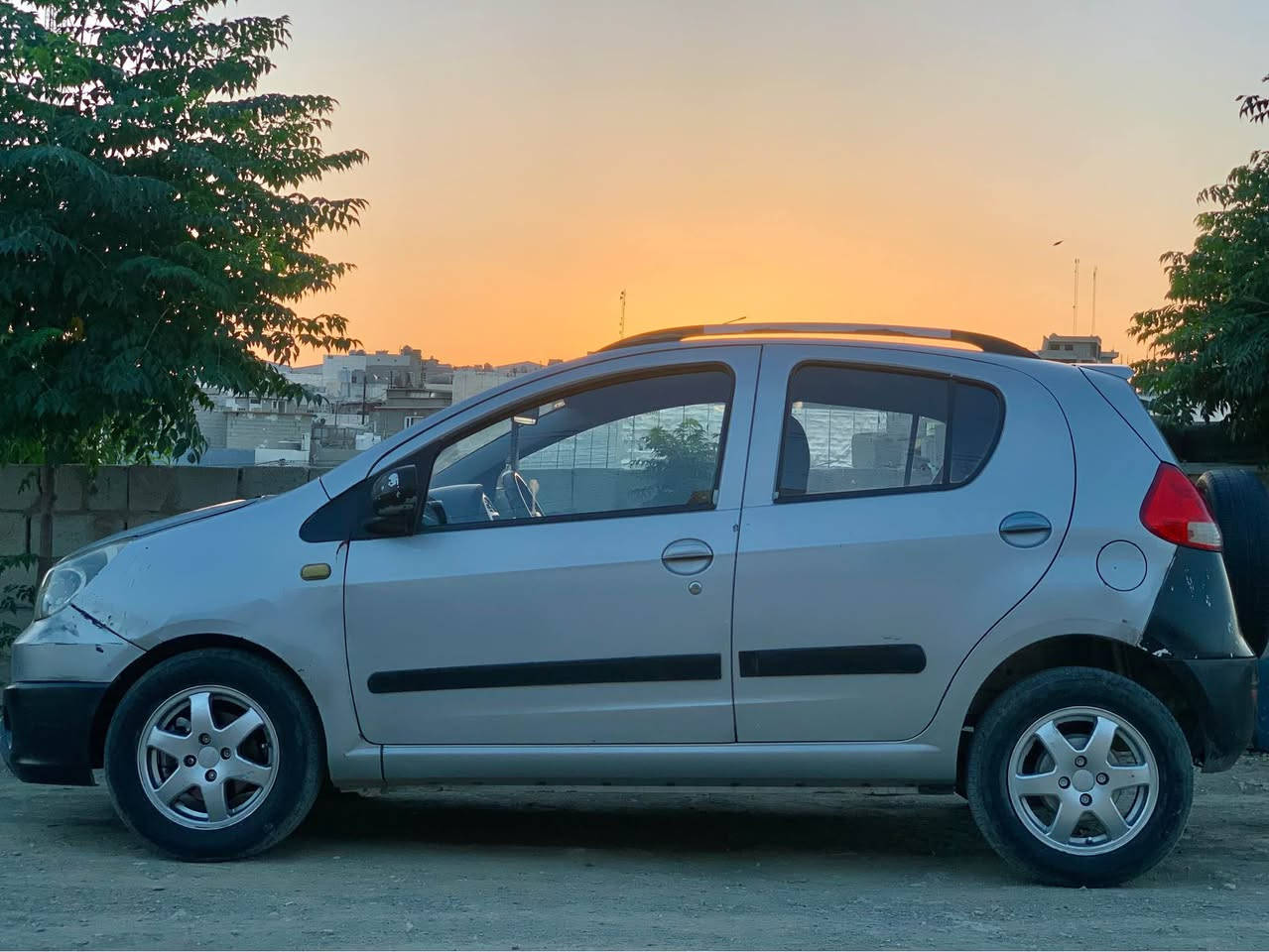 Geely GX 2.   2013
فرۆشتنی خێرا .
جیلی مۆدێل 2013
تەبرید سارد و گەرم لەسەر سیوچ
فول مواسەفات abs شاشە ئایپاد  
چوار جام کارەبا کەم مەسرەف 
گێڕ و مەکینە وکارەبای کامل بەشەرت 
دەعم لێدراو موس بڕاوە بەشەرت 
سەیارەی  مەعرەز نیە قیست و گۆڕینەوەم نیە 
سعر 23 معامەلەیەکی برایانە السليمانية, العراق


**إذا كنت صاحب هذا الإعلان وتريد حذفه لأي سبب، رجاءا أرسل رسالة إلى الدعم الفني**