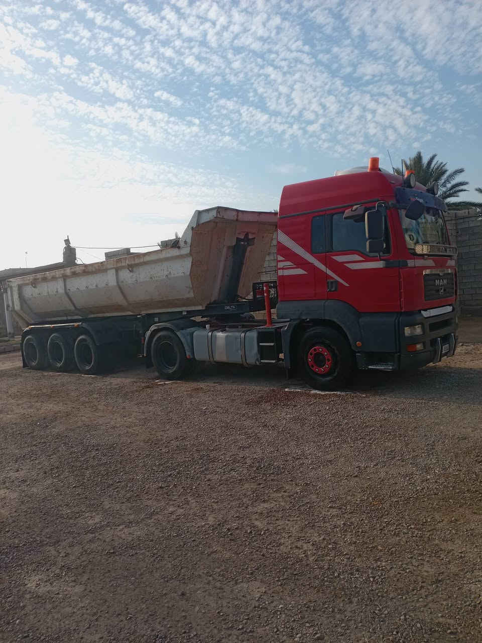 للبيع موديل 2004 مكينه 410كير غساله رتايدر  مرسمه بسمي تحويل بشاشر ***********
