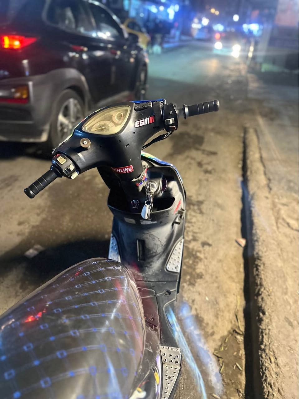 عدله رياضي بوشه 55 مـטּ لبرغي لبرغي رياضي. ماعده. الكور.     روله مثلث. ويلات. صدر.   ماشه رياضي 
اناره.    تاير رياضي  خلفي 
كفرات توشيم 
عقل رياضي مبرمج كتف شحن رياضي.  
  قاعده. مال. رقم.   ورقم. سستم. سماعه. وكارت. شايل واجع. اصبعين  كامله مكمله  نقصه ترايش   وذيل  كل كهربائياتها شغاله. الهلفي يرادله كلوب. والدشبول يرادله فيشه. ام العشر خطوط.   
 بغداد الاعظميه. ***********. فقط واتساب بغداد, العراق
