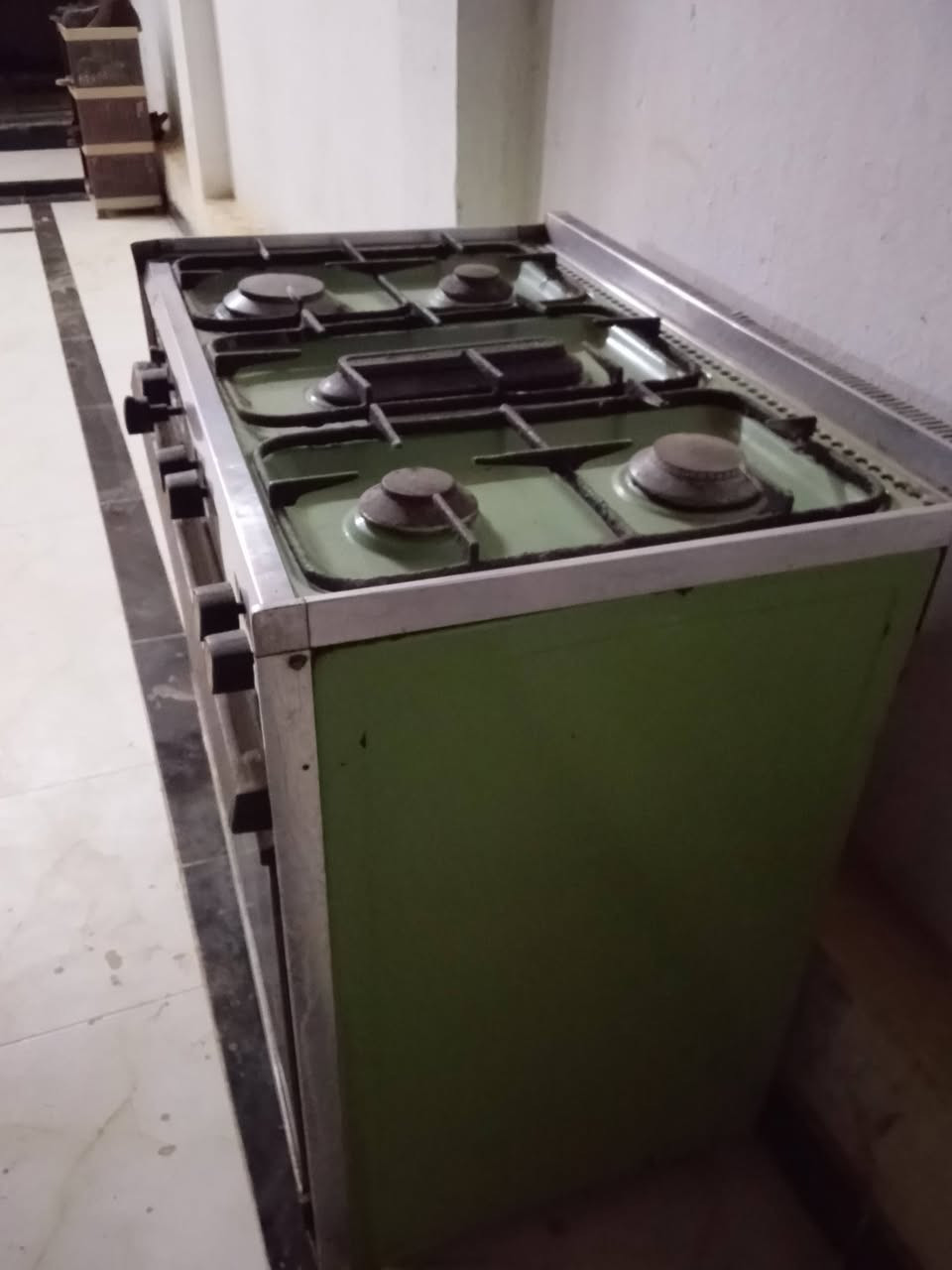 طباخ عشتار مكانه الديوانيه حي ضباط سعر خاص تصال بل رقم ***********
