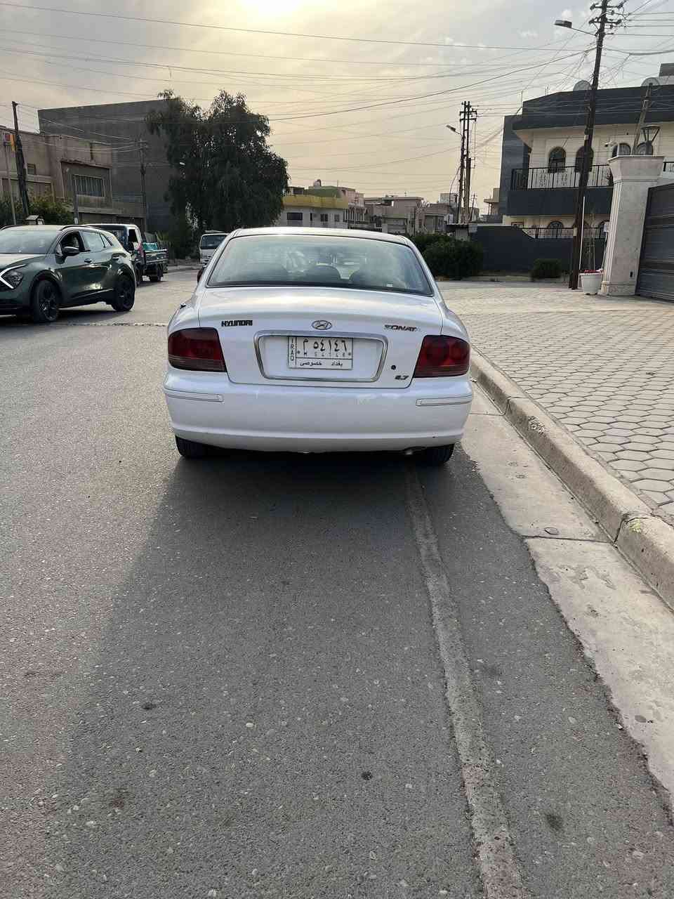 السلام عليكم 
سياره سوناتا وفود موديل 2002
محرك 6  2700 وارد أمريكي
حادث جاملغ وبنيد 
مصبوغه عام 
سلايت روف شغال 
حداديه جديده كهربائيات
تخم تاير جديد 
تبريد تدفئه شغال
رقم بغداد مشروع وطني بسمي
السعر 55 وبيها مجال 
مكان السيارة بغداد حي الجامعة 
***********
