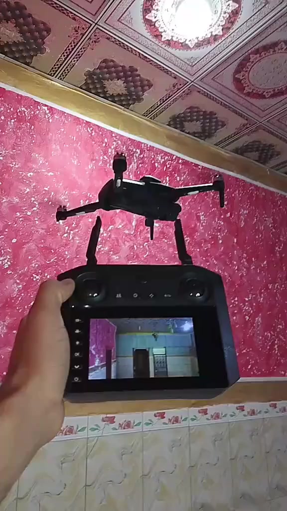 السلام عليكم درون للبيع جديده موصفات فول
السعر 80
مكاني العماره ميسان
رقمي : ***********
