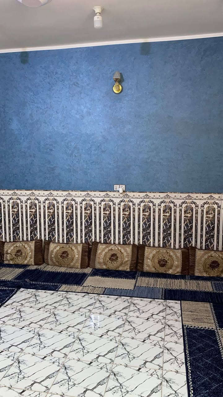 عرض مميز..
بيت ركن شارع 20 أمامه ساحة خدمات.. الشراكية الثالثة قرب حي الزهور.
مساحة 100 متر طابقين فول بناء سنة 2024
ثلاث غرف وصالتين ومطبخ وصحيات عدد 3 واحد خارجي وواحد طابق اول والثالث ارضي وبراني..
بسعر 80 مليون فقط كلي..
للاستفسار 
***********
***********
أو زيارة مكتب المشرف للعقارات الكائن في السماوة شارع الاسكان مقابيل صيدلية النورين رواد
