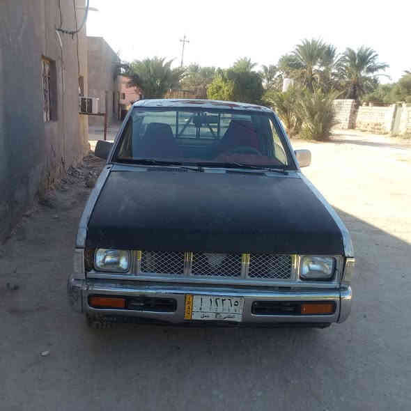 نسيان ٩٣ رقم مثنى سنويه نافذه ابيع صافيه
محرك ونجي او تماتيك بيها عيب شرعي لحيم بالشاصي ومرات قليله بك يأخر مراوس او بيع
 ٢٥ ورقه وبيه مجال ***********
