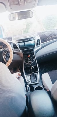 النترا 2016 وارد امريكي  لون سلفر مكينه 1800 مكفوله  سنويه 2029 حادثها...