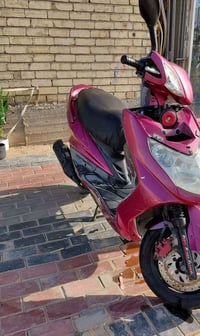 دراجه سكنس فحل للبيع تفاصيل  07828262131 كفرات كامله