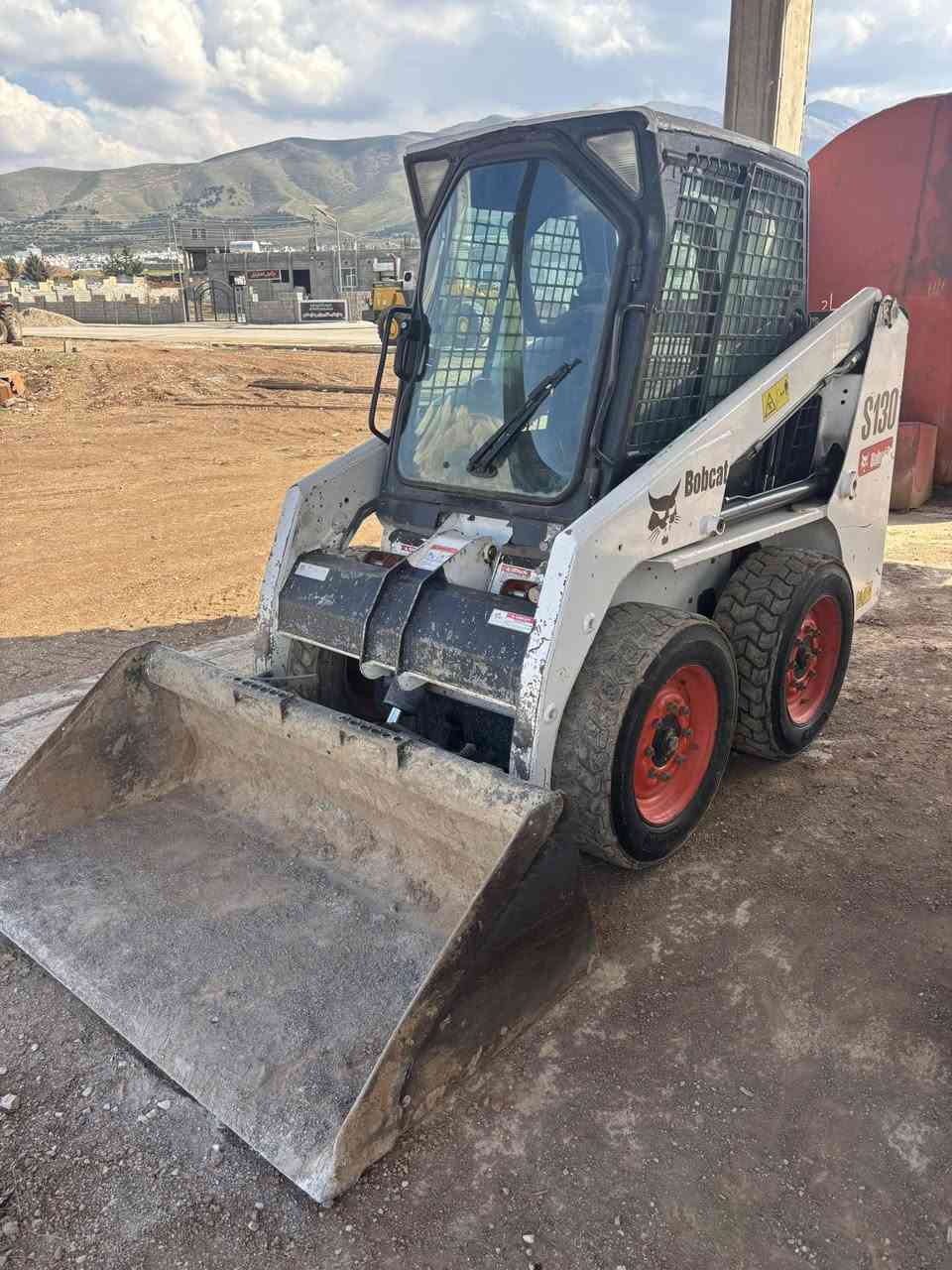 للبيع بوبكات
موديل ٢٠١٤

تبريدافيهة بيلادي
كائم اوروبي
رقم واحد لل اعراق
دخول جديد منفيست
***********
مكان سليماني
