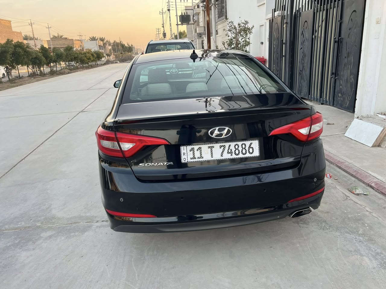 سوناتا 2017 امريكي
مكينه 2400  مكفولة 

كير مكينه مكفول

بدون صبغ و بدون ضربة كلين 

نسبة غرق بسيطة بدون مشاكل

صدر امامي خلفي جديد تخم تاير جديد

سياره كامله وجاهزة بدون نقص 

سونار مرفق مع صور

مواصفات 

تحكمات ستيرن 

كروز سرعه

داخل لونين 

شاشه جبيره تدعم كار بلي 

مكاني ديالى المقداديه 

السعر 123 

***********
