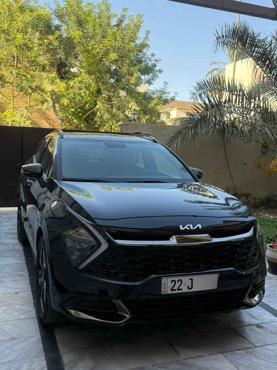 ✨ للبيع: كيا سبورتج بلاك إديشن 2024 ✨🚗
معروض للبيع سيارة كيا سبورتج Black Edition موديل 2024 🔥
🔹 شبيهة الـ GT Line من حيث المواصفات والشكل الخارجي
🔹 لون خارجي مميز بالأسود الكامل (Black Edition)
🔹 كاملة مواصفات ما عدا تبريد الكشنات فقط
9000km اخت الزيرو

📌 مواصفات بارزة:
✅ شاشة وسطية كبيرة مع نظام ترفيهي حديث
✅ مثبت سرعة + تحكم ستيرنغ
✅ بصمة تشغيل ودخول ذكي
✅ كشنات جلد + فتحة سقف بانوراما
✅ تايرات رياضية مميزة
✅ حساسات + كاميرا خلفية

⚡ السيارة بحالة ممتازة / وكالة / ماكو أي ملاحظات
السعر 35.250 مليون وبيها مجال حگ الجيه
***********
