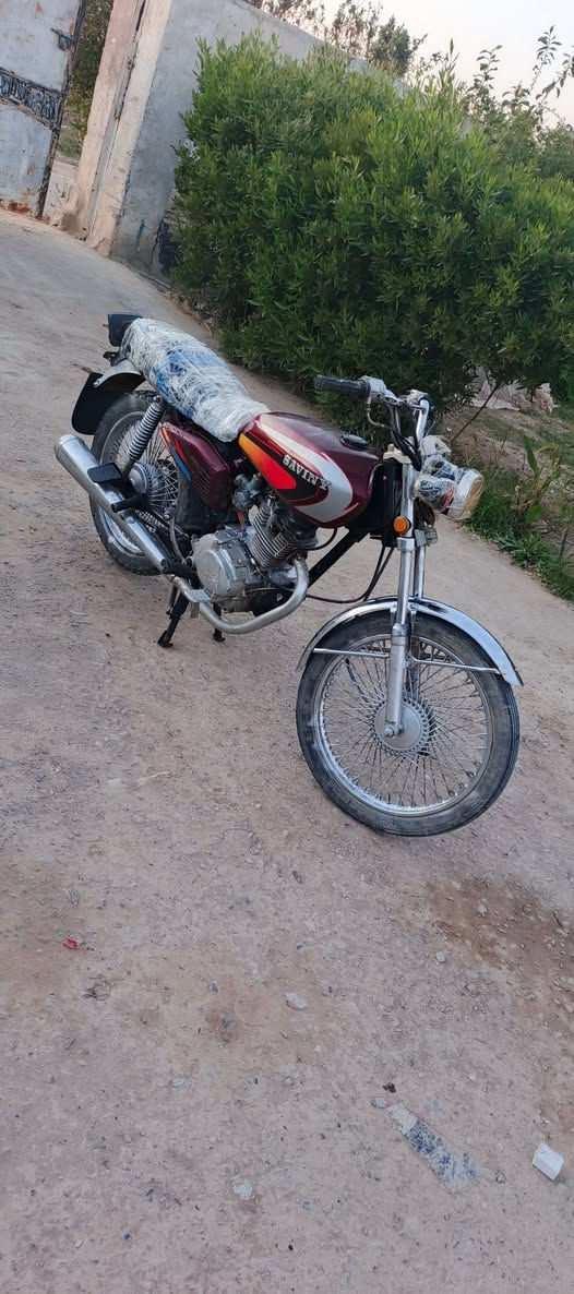 دراجه اربعه كير موديل ١٨ 
السعر ٢٥٠ وبيها مجال بسيط بدون اوراق ومكفوله ديالى خان بني سعد 
***********
الشراي يتصل
