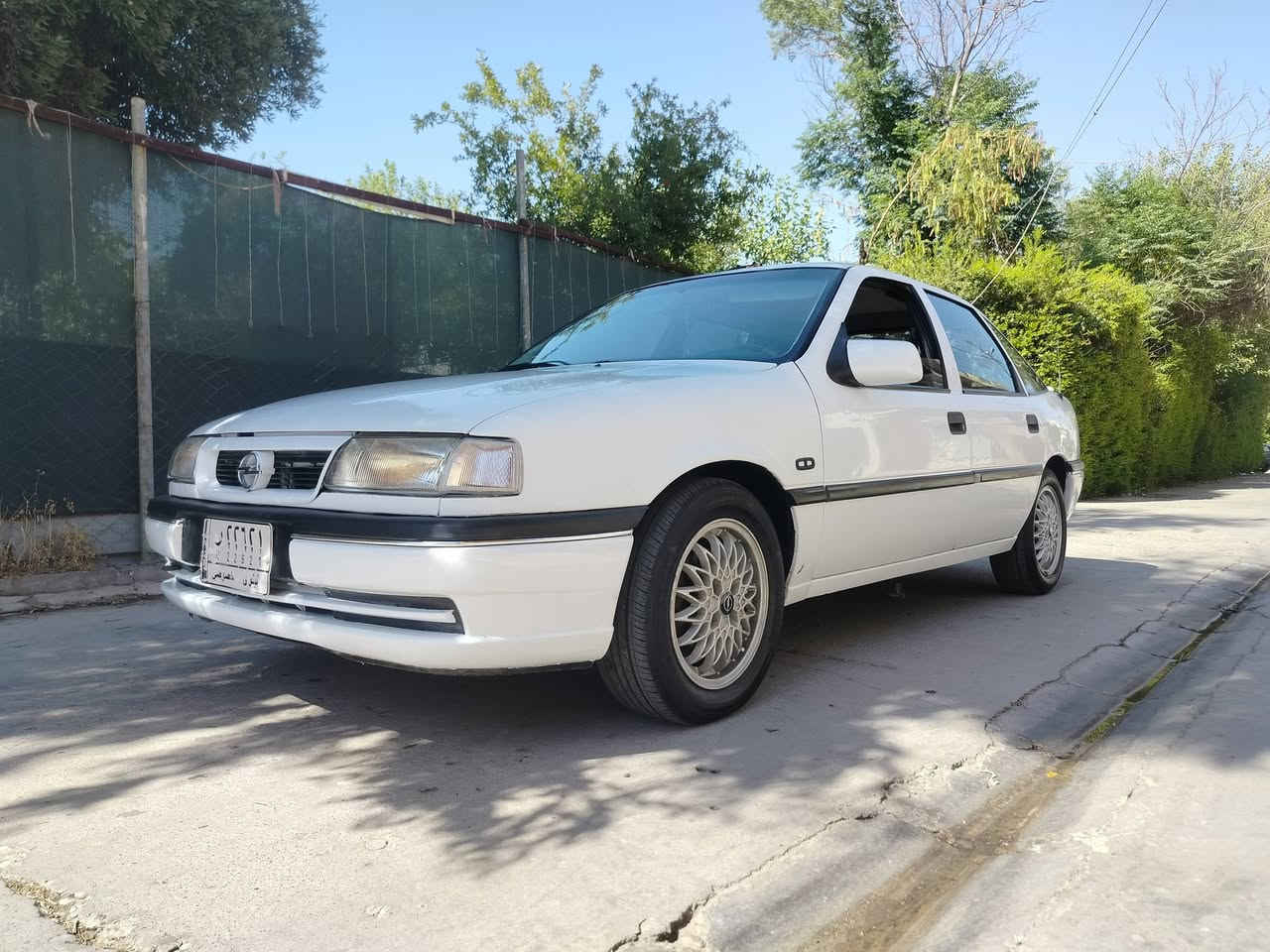 افكتر موديل 1992
حجم 20 كير و مكينه جديد 
فول مواصفات تبريد بي نواقص 
شرط تحول 
صباغ دور ودسات 
استفسار على رقم سعر 46 بي مجال 
‏‪***********‬ اوسيا ***********

