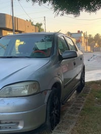 استرا ٢٠٠٢ • گير عادي • رقم بغداد