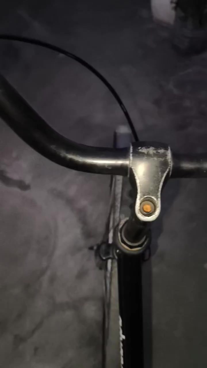 بايسكل حجم 26 مديل 18 فول نضافه هاي وصخ ومصوره السعر 80 وبي مجال والمو شراي ليجي دوم+غراضه كامله


**إذا كنت صاحب هذا الإعلان وتريد حذفه لأي سبب، رجاءا أرسل رسالة إلى الدعم الفني**