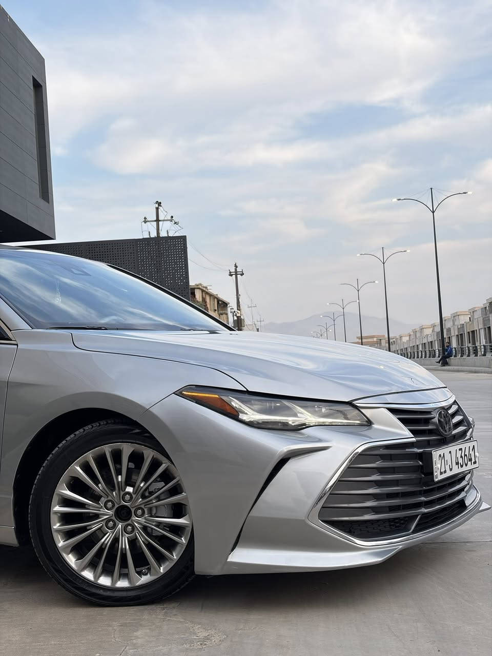 Toyota Avalon 2019 Limted   
 تویوتا الافلون 2019 لیمتيد 
٦ سلندر .. ✈️🚀
4T1BZ1FB7KU027863 ره قه م شانصى
‎سعر /243 و مجال 
موبایل / ***********
***********
مواصفات فوولل فولل Limted 1/1 
( ٥ کامیرا ،، کامیرا ۳٦٠ ،، داتاشوو ،، سماعات JBL،، عدسات لیگزز ،، کشنات جلد ،، کشنات تدفئە و تبرید ،، فتحە ،، بصمە ،، وایرلیس جارج شاحن مال موبایل ،، رادارات امامی و خلفی ،، رادار جانبی سیارە هوایە مواصفات بیها اذا نکتبها یرید جریدە ... ) 

الاخوان سيارە بیها1 قطع صبوغ بدون دواخل بدون ایرباک ایرباک بلادی بجم کبس دواخل شواصی و لغود مابیها 
محرك و الكير بشرط ما مفتوحه و بدون اي خلل بشرط شهر ..

4 تایرات و ويل جدیدە بلادية 
 سنويه و رقم فحس و هزه جديده و بااسمي ...
 بدون خلل کهربائی بشرط 
 تحویل و وکالە بشرط نفس اليوم ...

   مکان : السليمانيه مركز المدينه 
   سعر : 243 و بيها مجال 
   موبایل :***********
