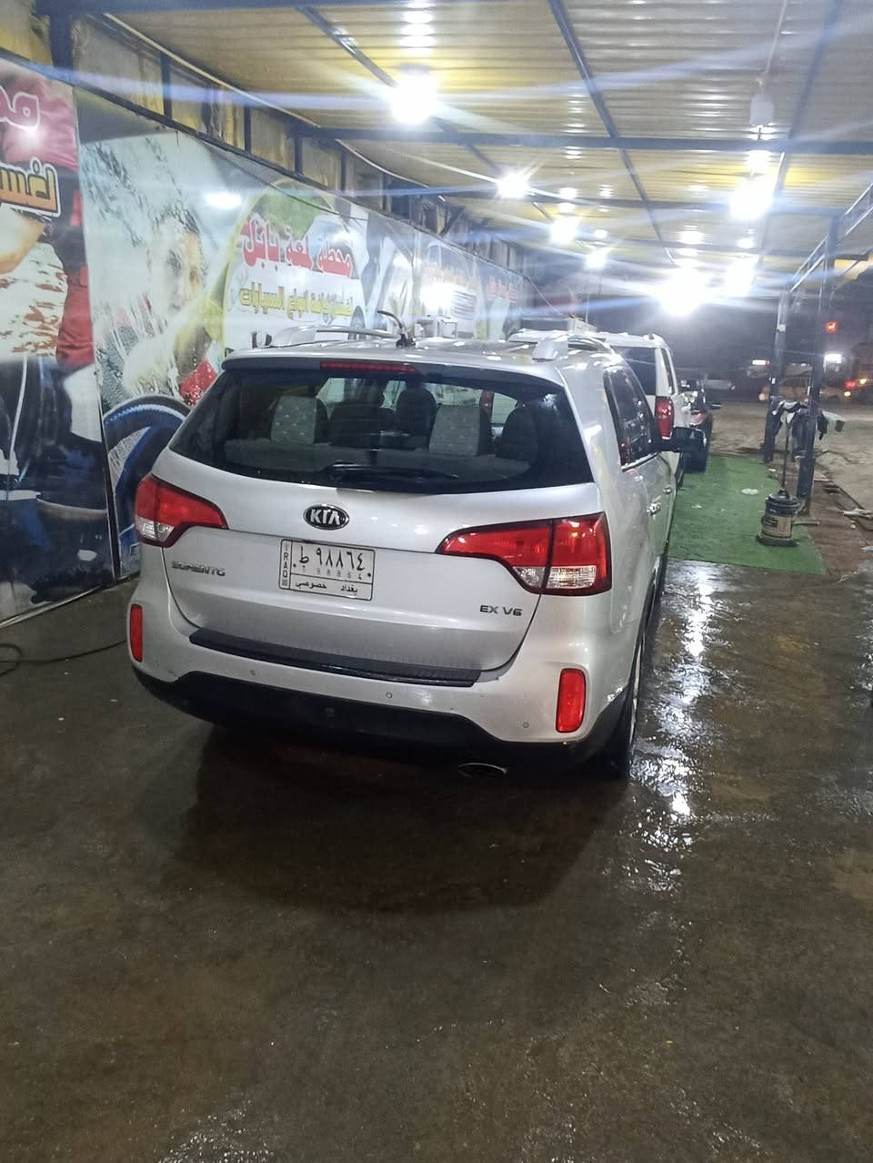 السلام عليكم ورحمه الله وبركاته 
رمضان كريم 
سورنتو موديل 2015 وارد امريكي حادثه جاملخ وبنيد بدون دواخل 6 اسلند 7 راكب 3 قطع تبريد ماشيه 150 رقم بغداد ابسمي السعر 180 وبيه مجال  مكان السياره بابل 
الاتصال ***********
