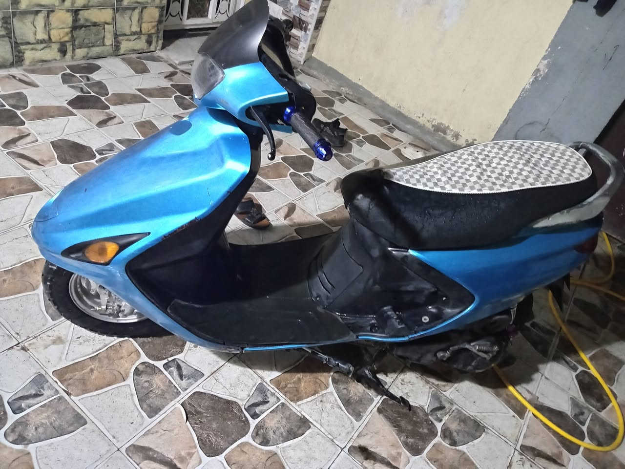 دراجه فراشه النجف البراكيه شارع مطار القديم السعر 350
***********
