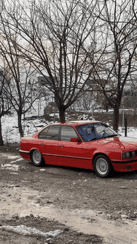 سلاوی خوا لە هەموو لایەک بیئیم مۆدیل١٩٩١ ئارم پلاستیک بە شەرتی هەموو شتیک سلایت دووجام کارەبا مەکینە٥٢٨ دەبل دیجیتال لە قەوەتی خۆی بیزارە سەیارەکە هی دەستی خۆمە چوار تایەو ویلی لۆکی لە ژیرایە دەعمو لیدراوی نیە 
 لەگەل ریزم بۆ ئەدمین ***********

