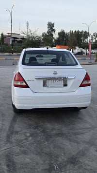 فيرسا • اوتوماتيك • ١٫٨
