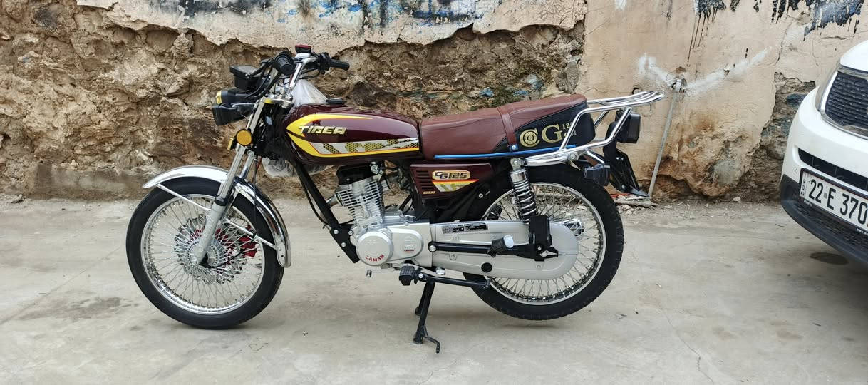 دراجه للبيع موديل 25 كفاله عامه اي شيء ما ملعوب بيه اخو صفر واللي يريد يراسل واللي يد هاي رقمي                 ***********
